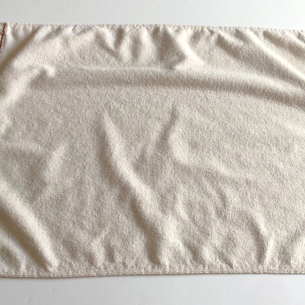 Gold Royal Family by Cannon Vintage MCM Guest Towel Set Cream And Gold